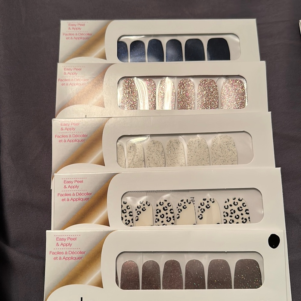 Color street sets